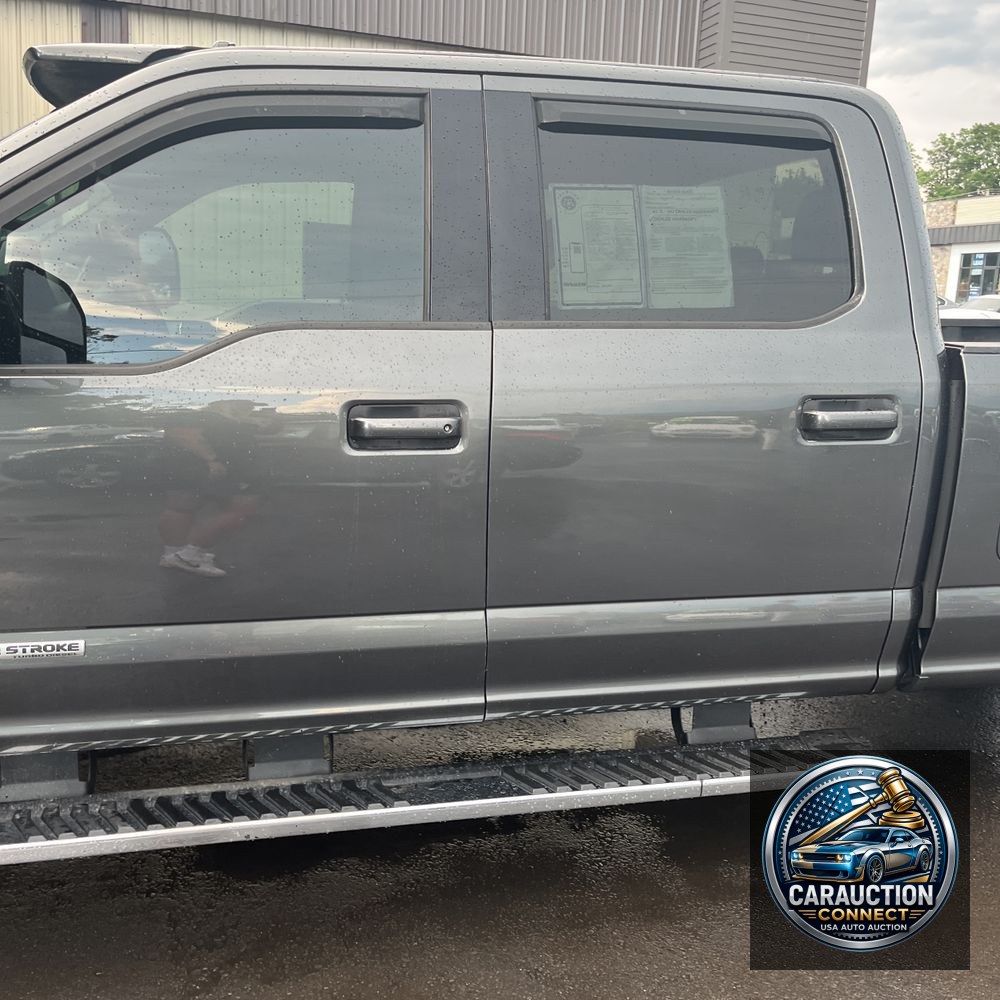 2019 Ford F350SD XLT Crew Cab 4WD LWB DRW