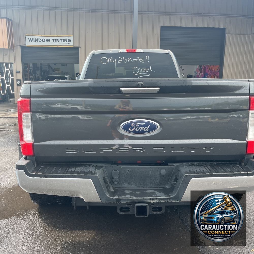 2019 Ford F350SD XLT Crew Cab 4WD LWB DRW