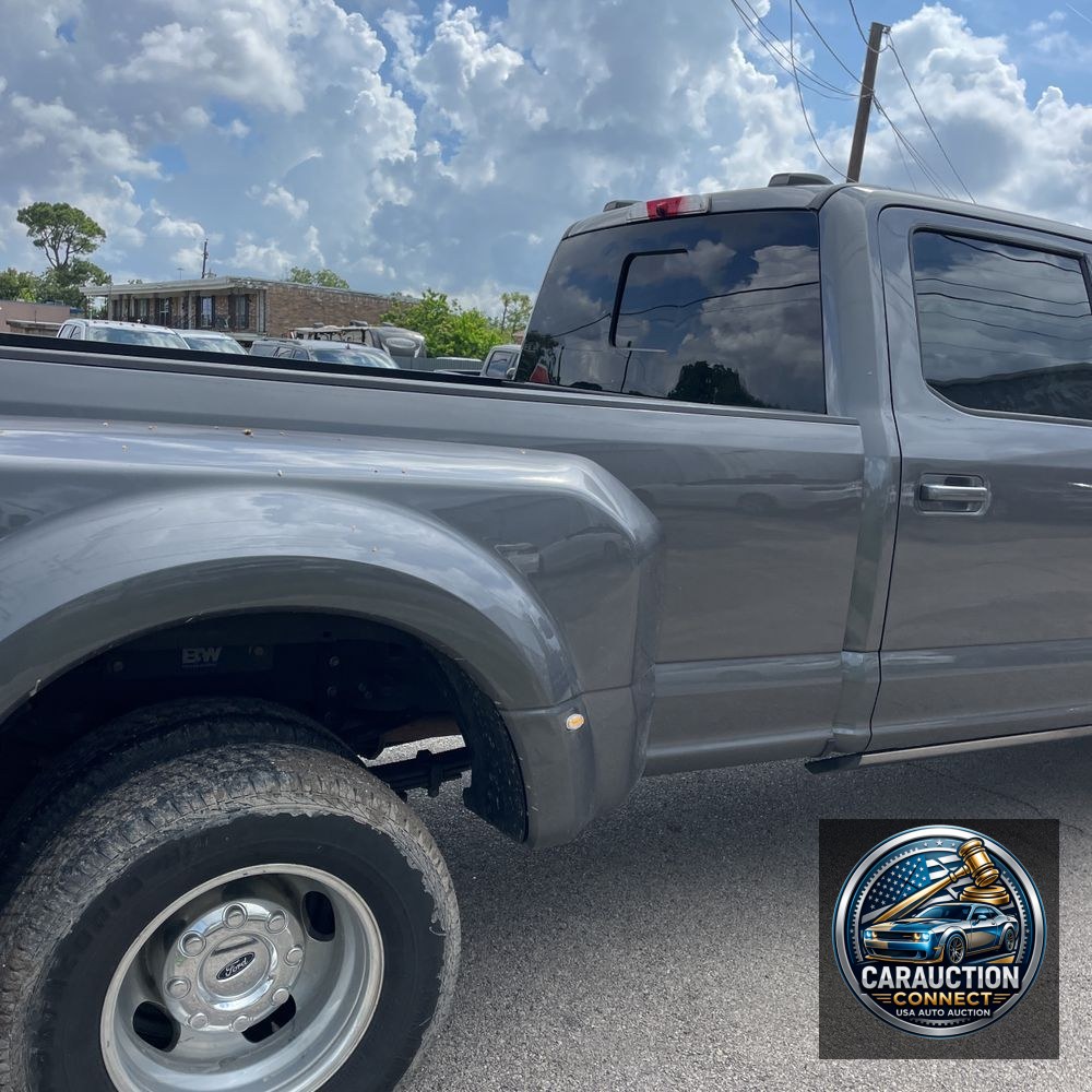 2021 Ford F-350 Super Duty Lariat