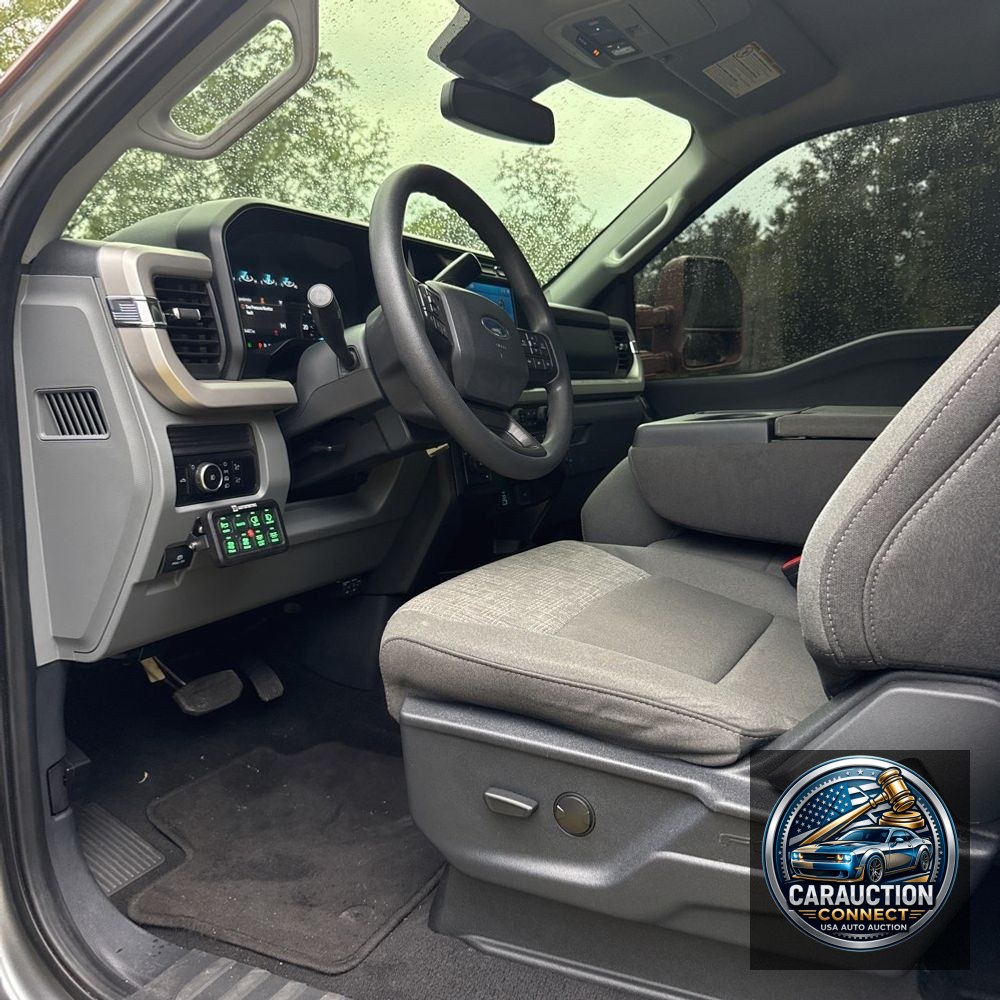 2023 Ford F-350 Super Duty XLT