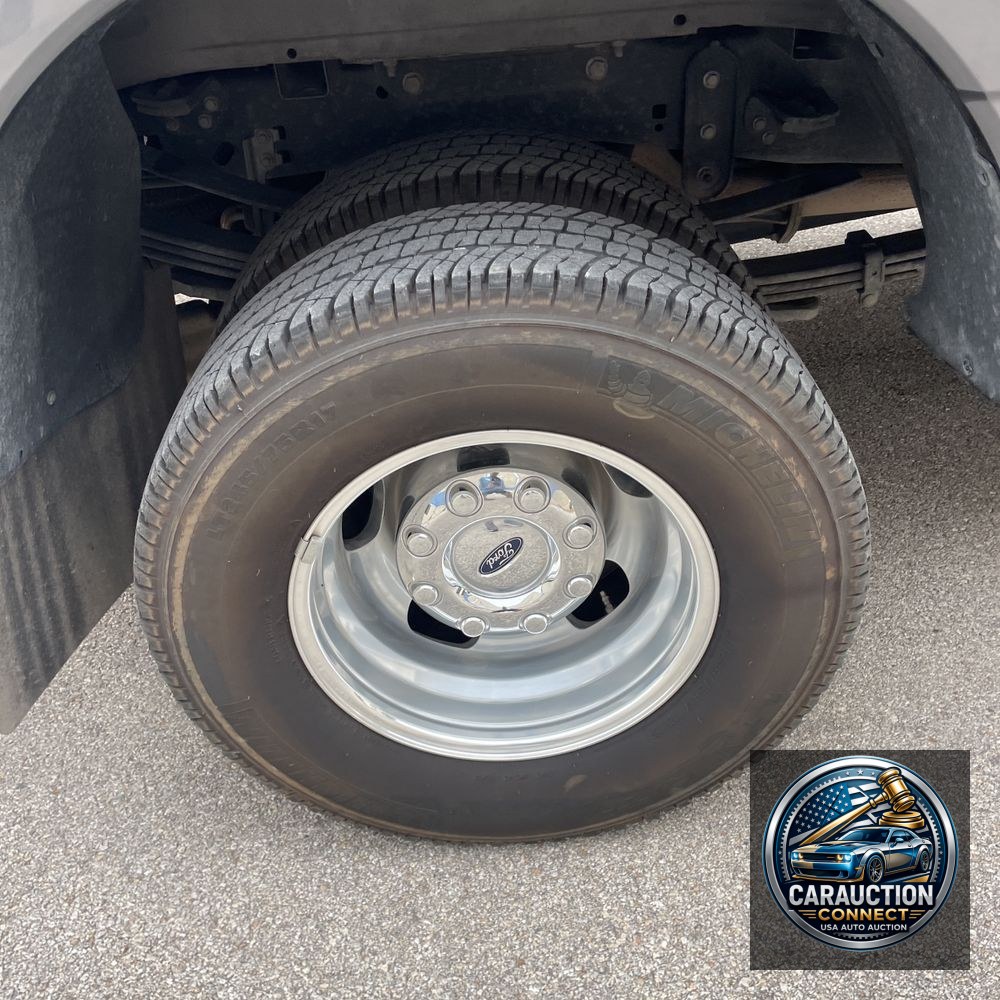 2023 Ford F-350 Super Duty XLT