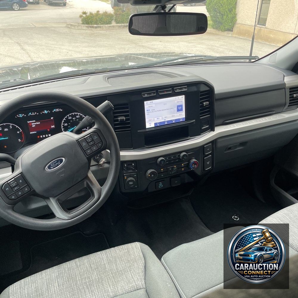 2023 Ford F-350 Super Duty XLT
