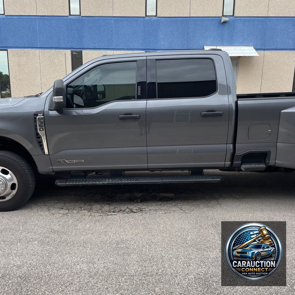 2023 Ford F-350 Super Duty XLT