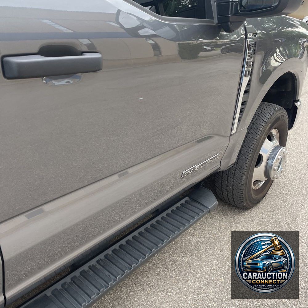 2023 Ford F-350 Super Duty XLT