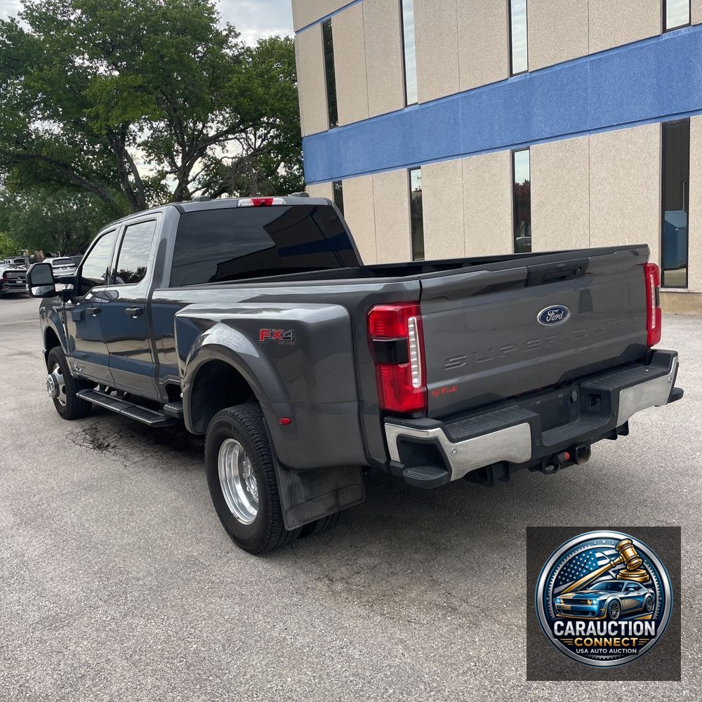 2023 Ford F-350 Super Duty XLT