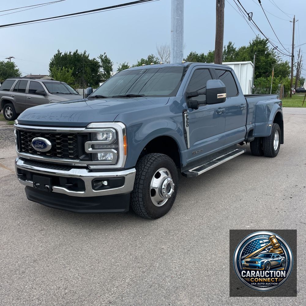 2023 Ford F-350 Super Duty Lariat