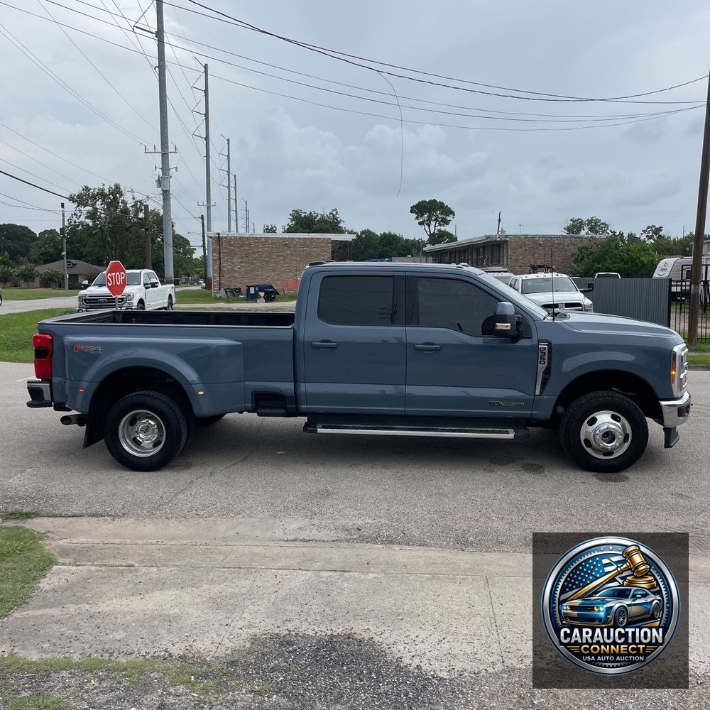 2023 Ford F-350 Super Duty Lariat