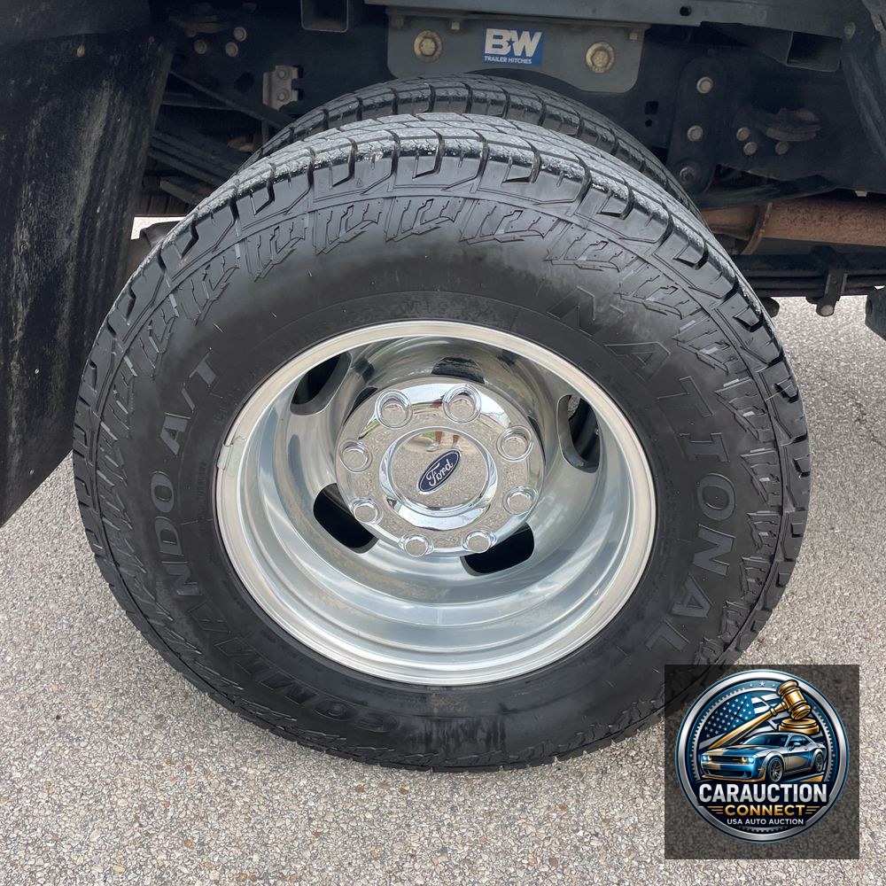 2023 Ford F-350 Super Duty Lariat