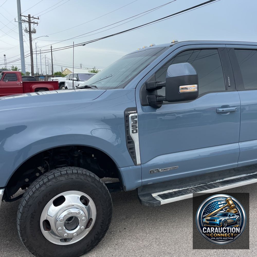 2023 Ford F-350 Super Duty Lariat