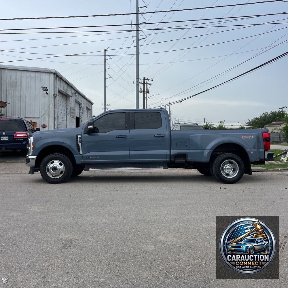 2023 Ford F-350 Super Duty Lariat