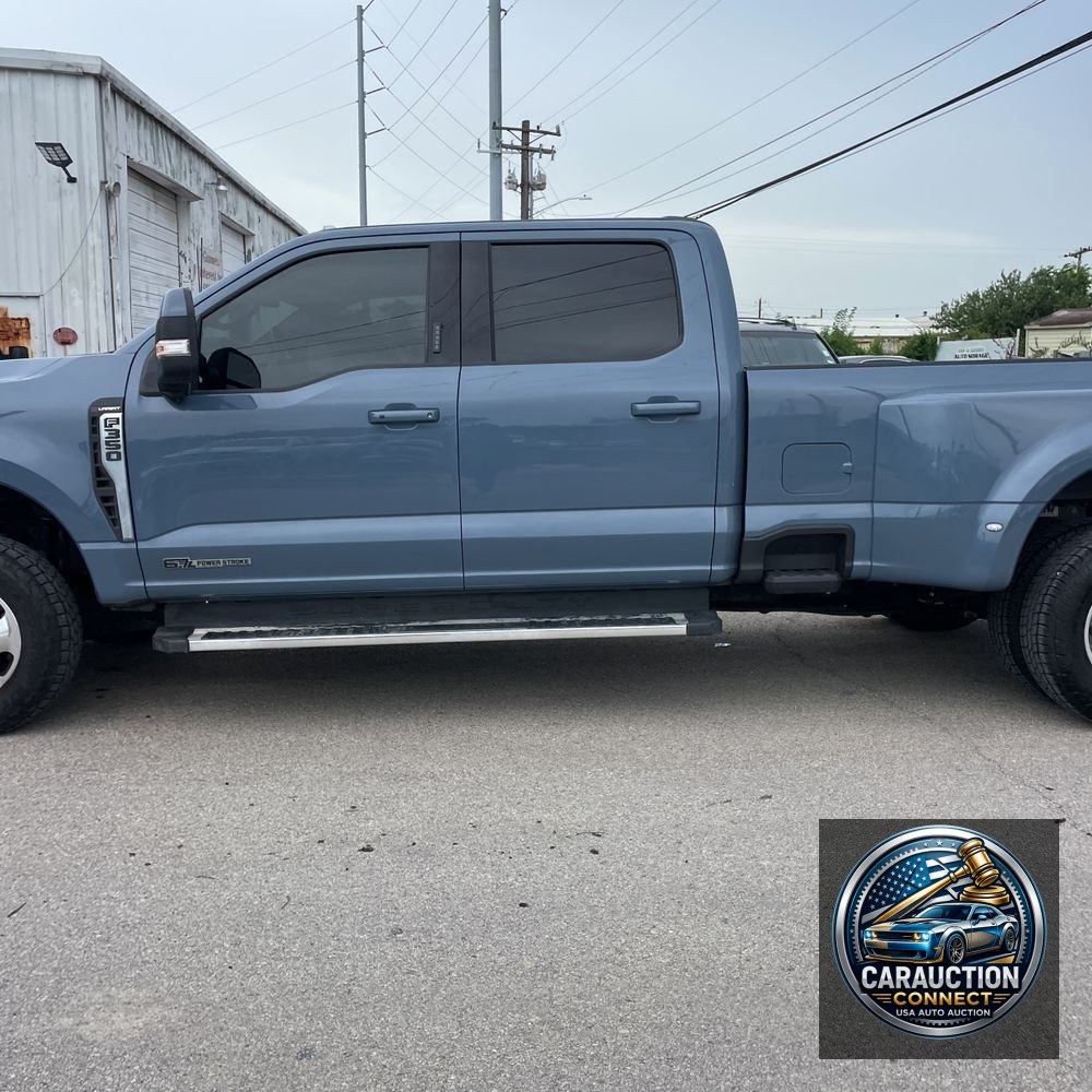 2023 Ford F-350 Super Duty Lariat