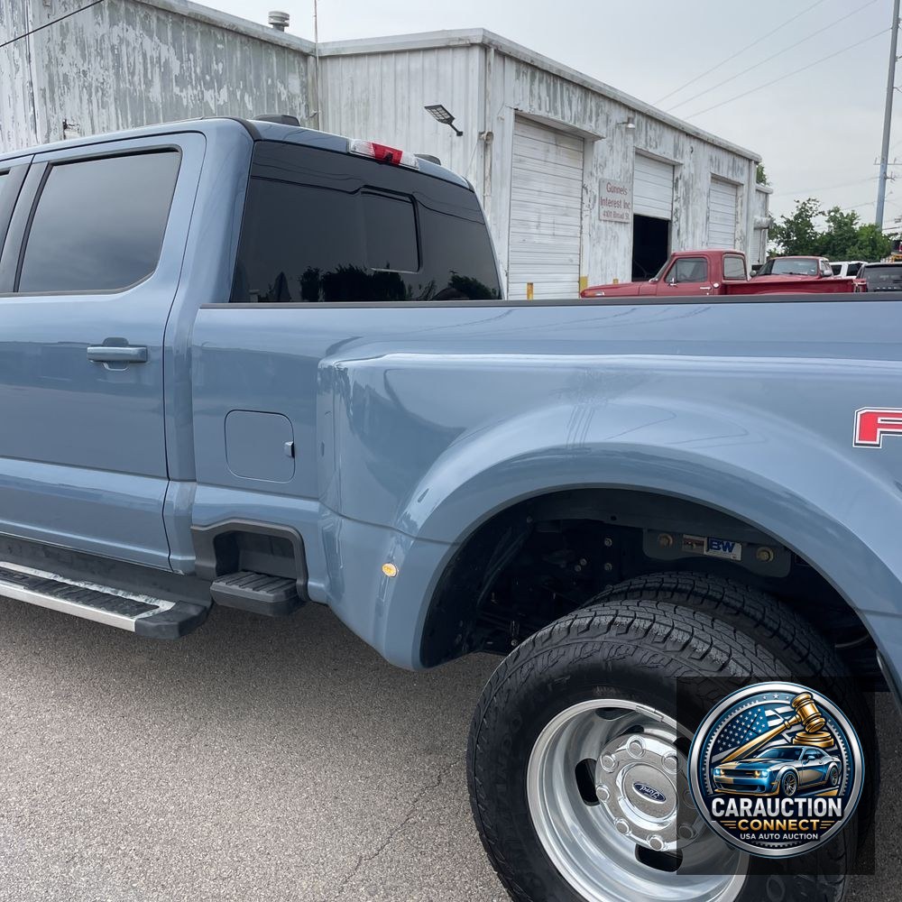 2023 Ford F-350 Super Duty Lariat
