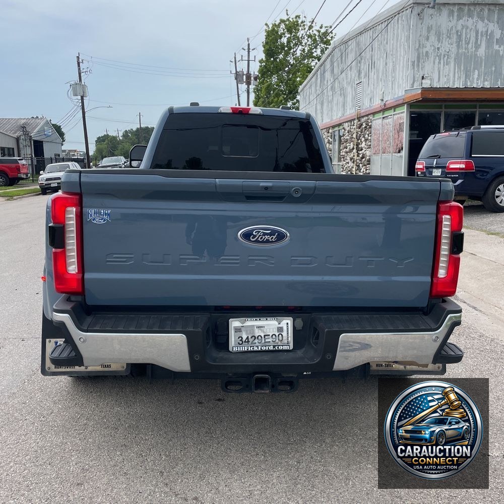 2023 Ford F-350 Super Duty Lariat