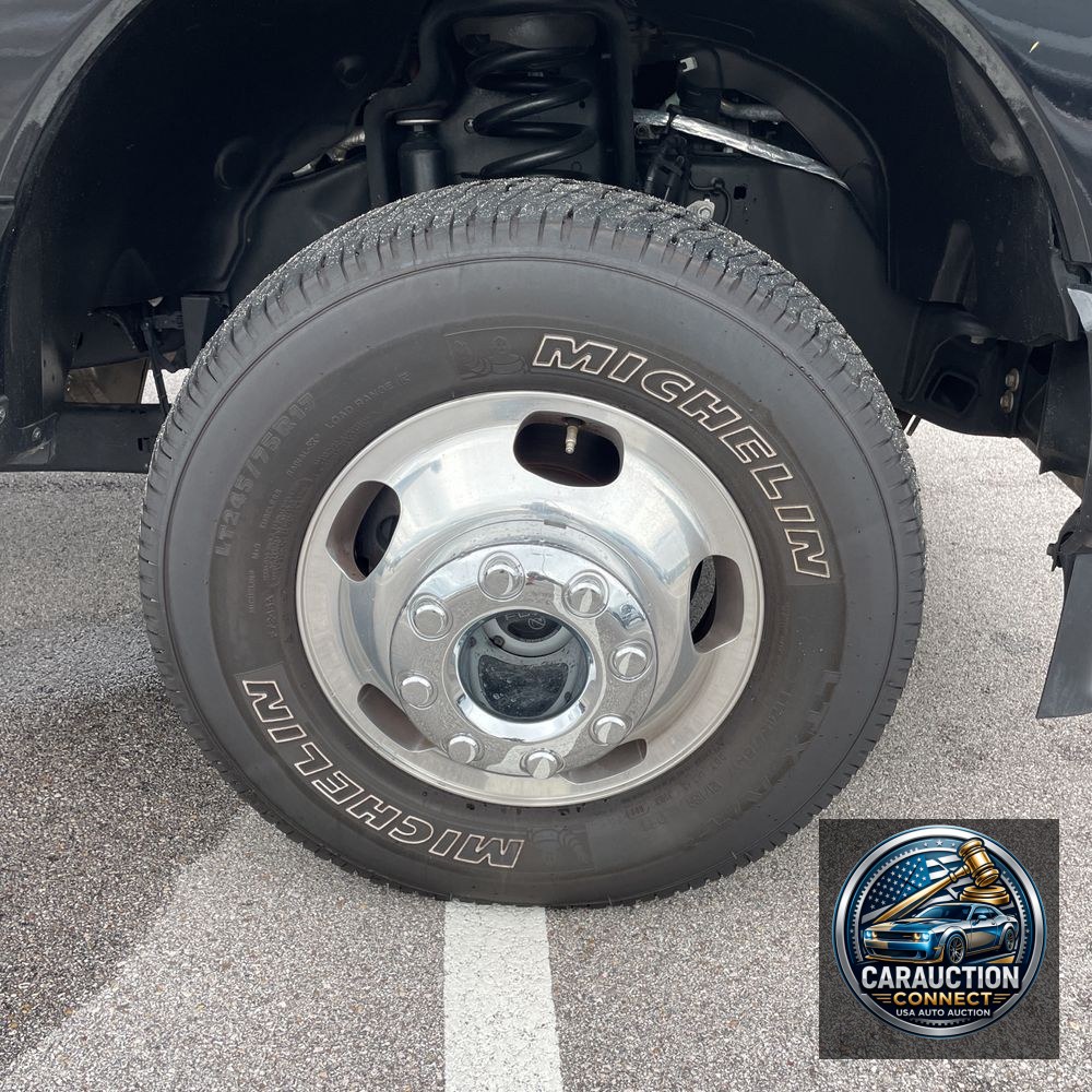 2024 Ford F-350 Super Duty Platinum
