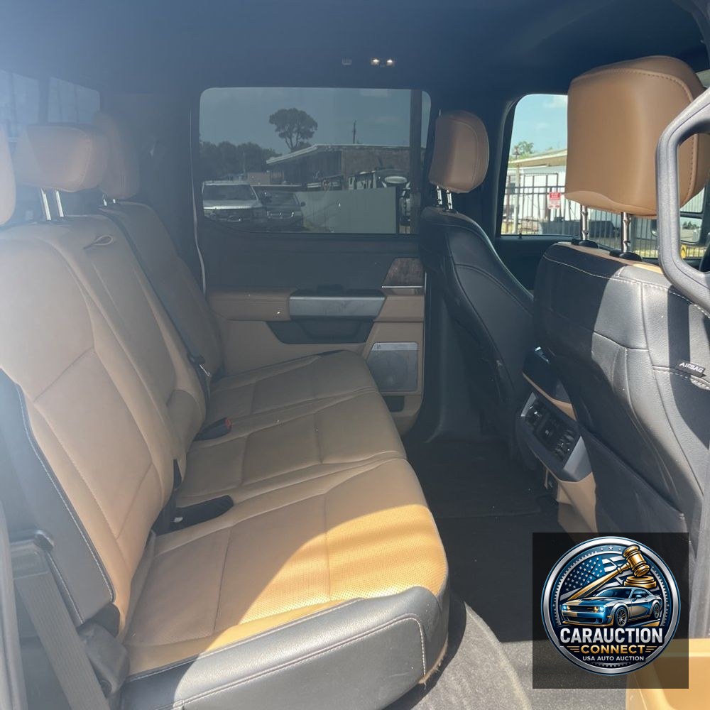 2024 Ford F-350 Super Duty Lariat