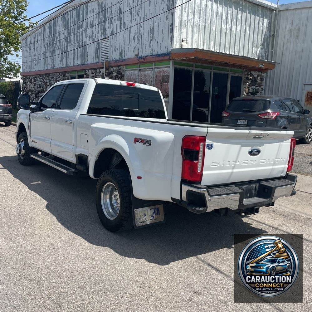 2024 Ford F-350 Super Duty Lariat