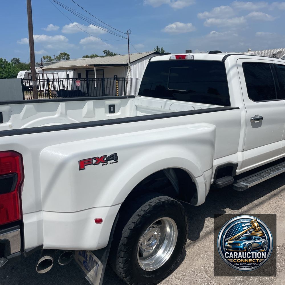 2024 Ford F-350 Super Duty Lariat