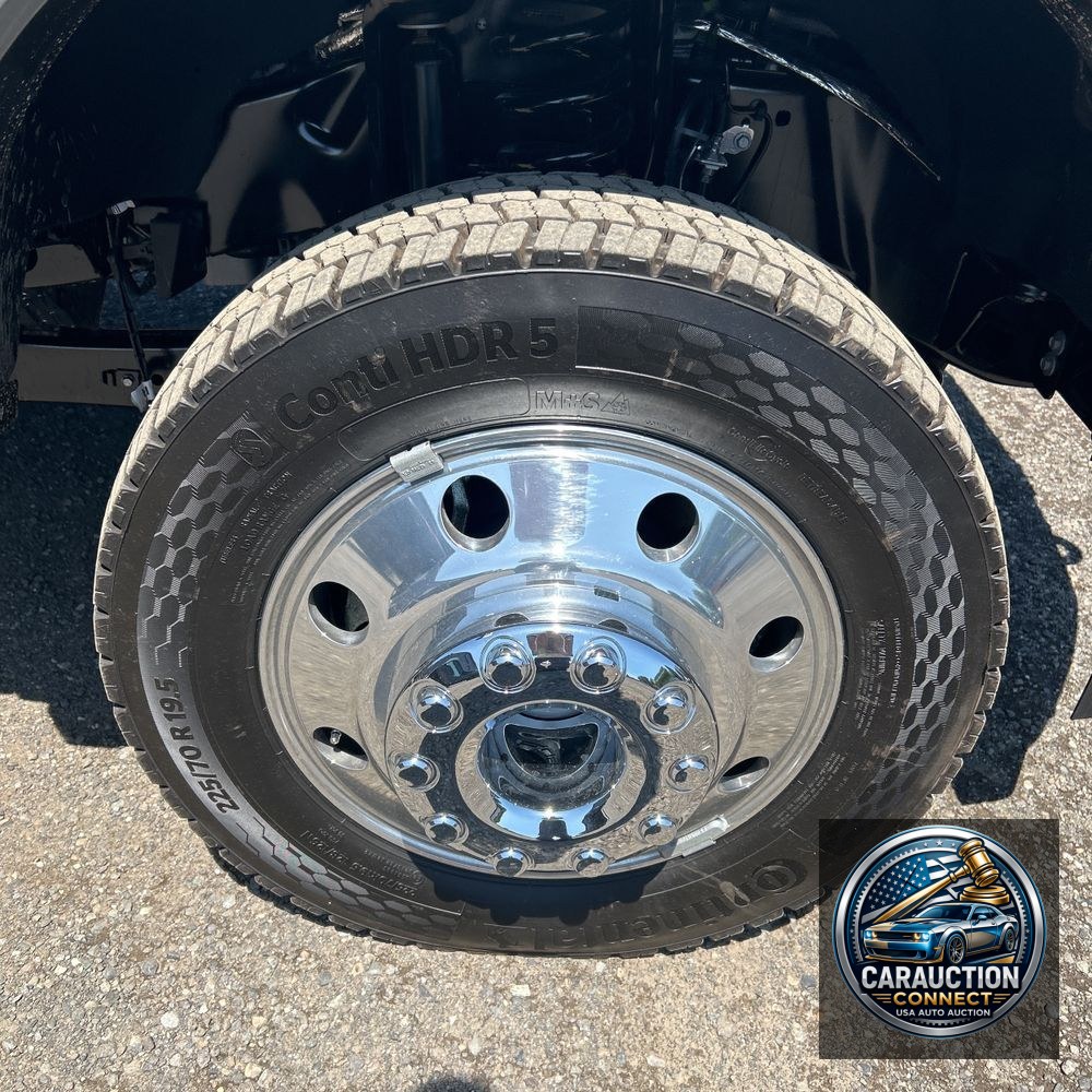 2025 Ford F450 S/D Platinum