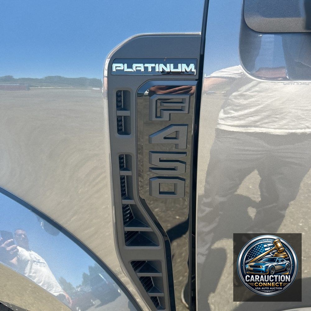 2025 Ford F450 S/D Platinum