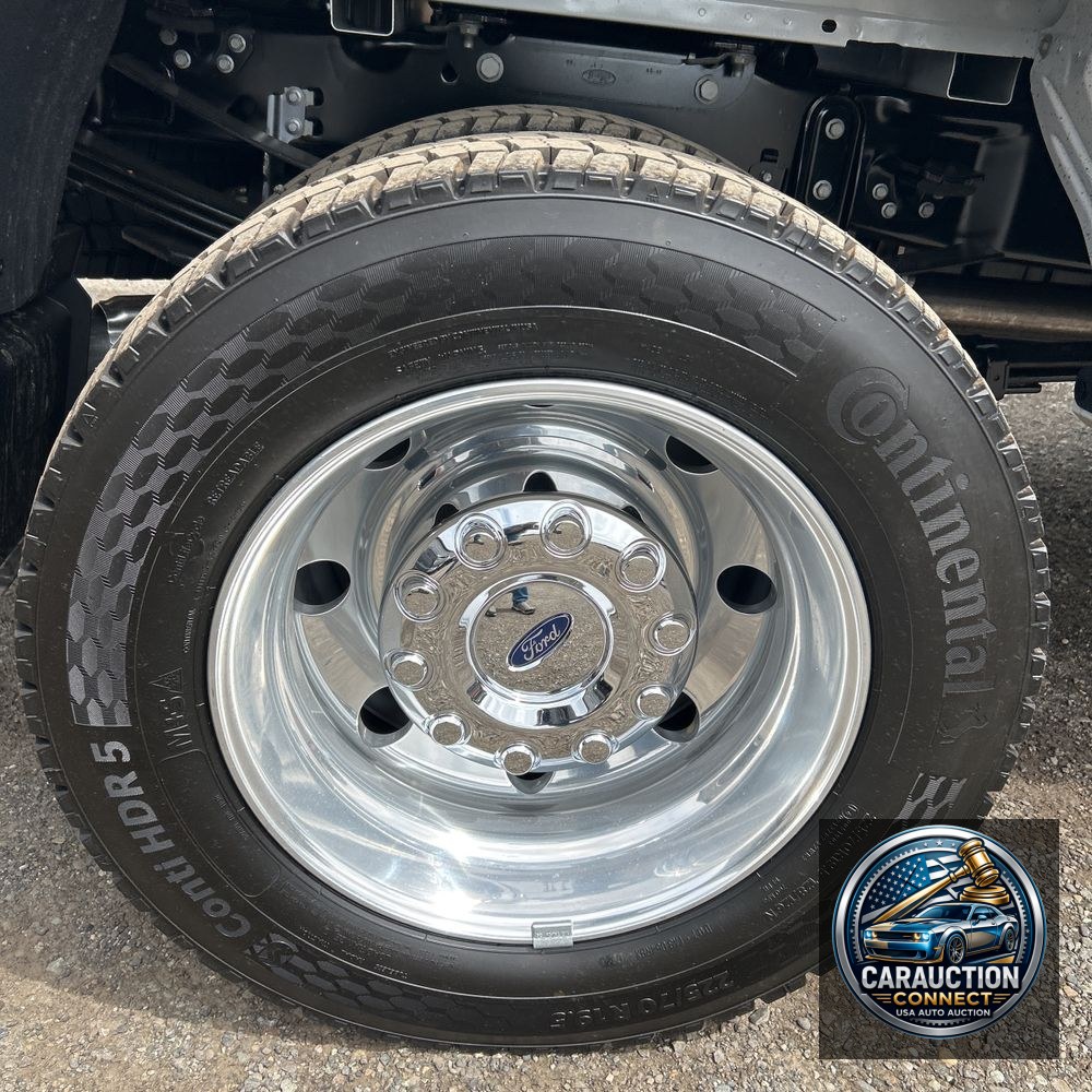 2025 Ford F450 S/D Platinum