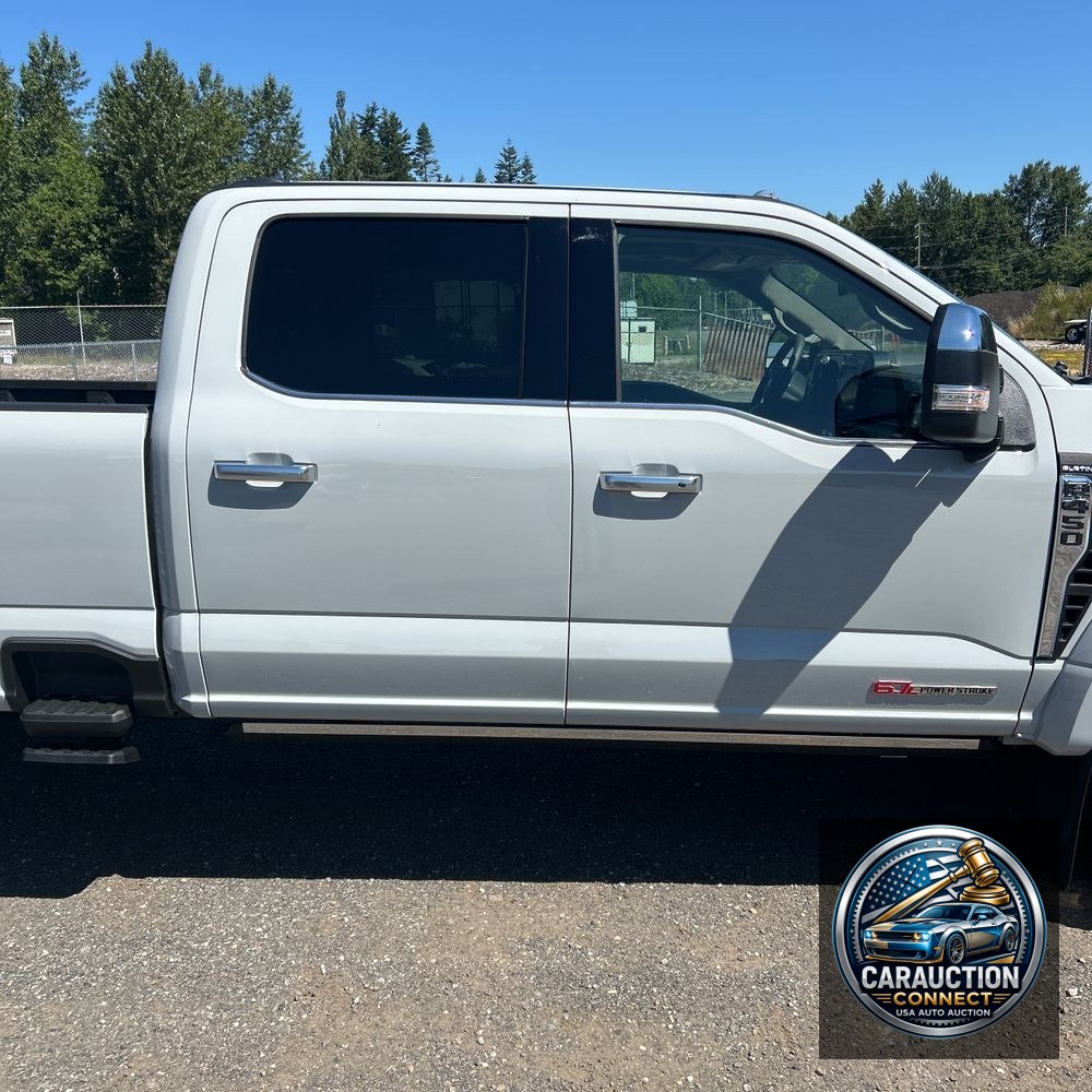 2025 Ford F-450 Super Duty Platinum