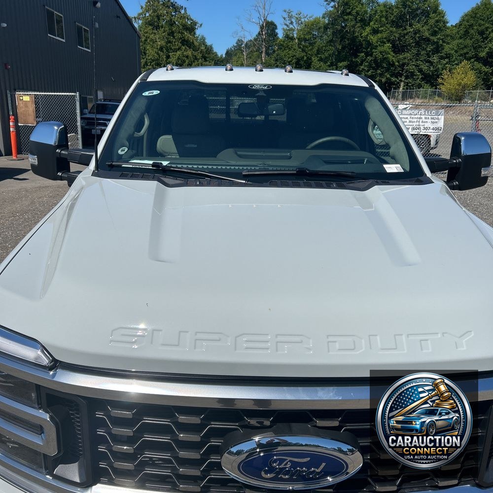 2025 Ford F-450 Super Duty Platinum