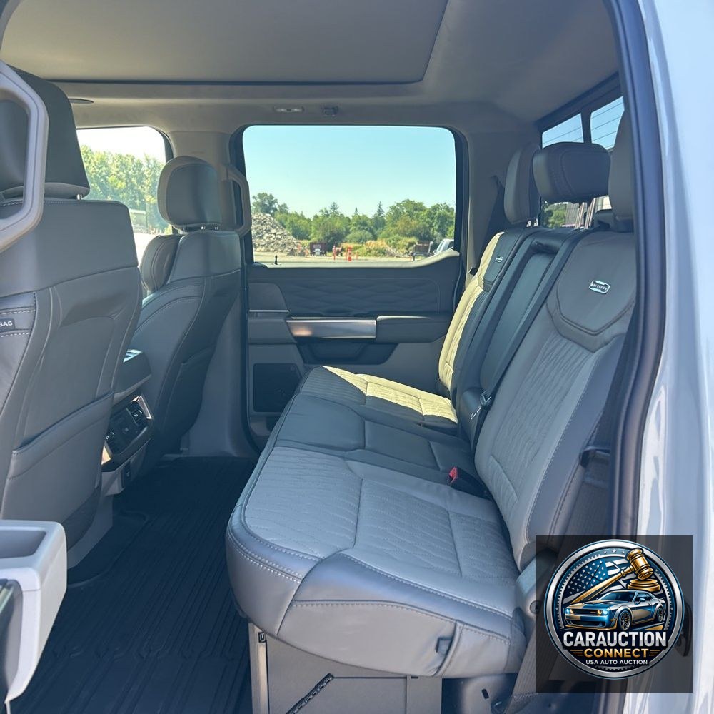 2025 Ford F-450 Super Duty Platinum