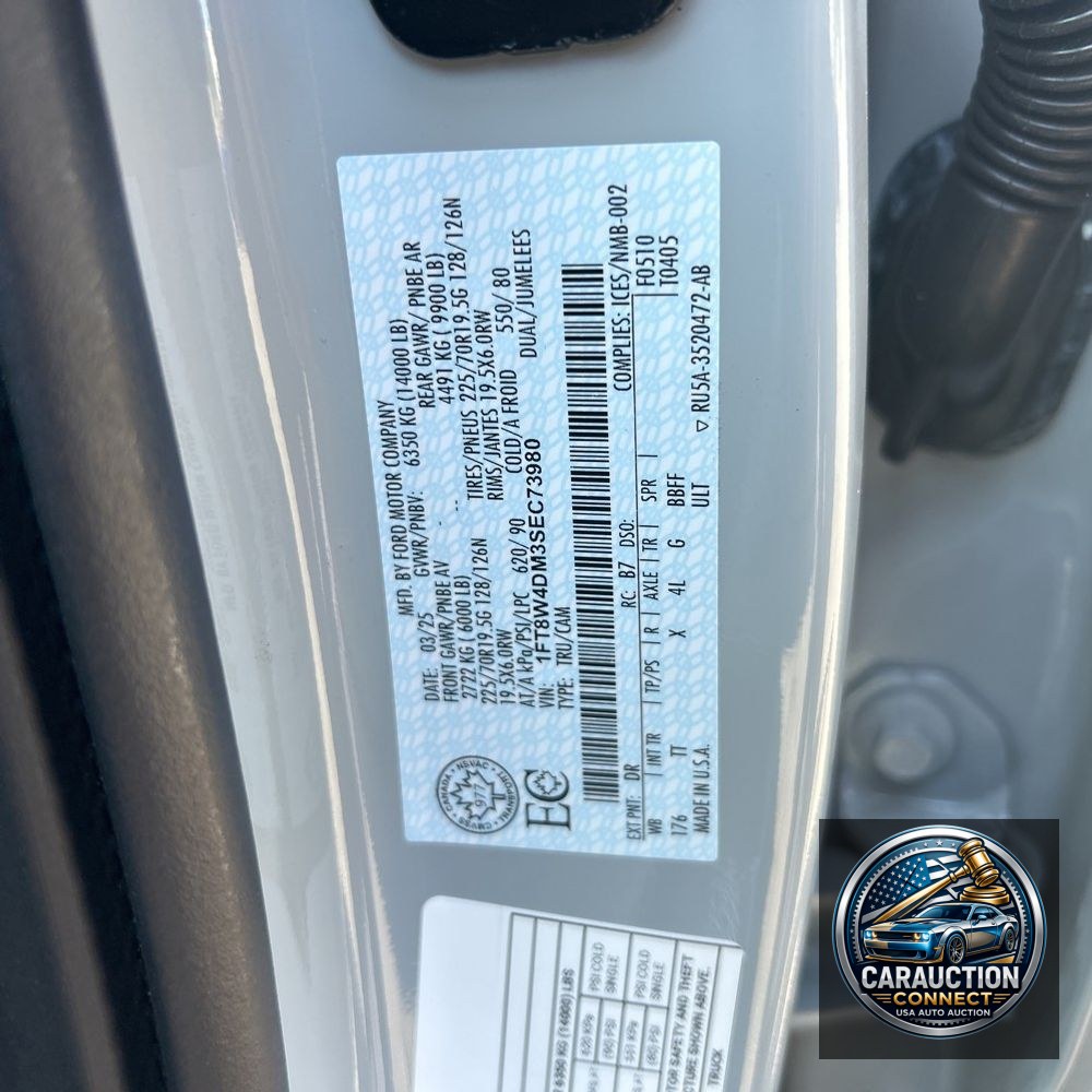 2025 Ford F-450 Super Duty Platinum