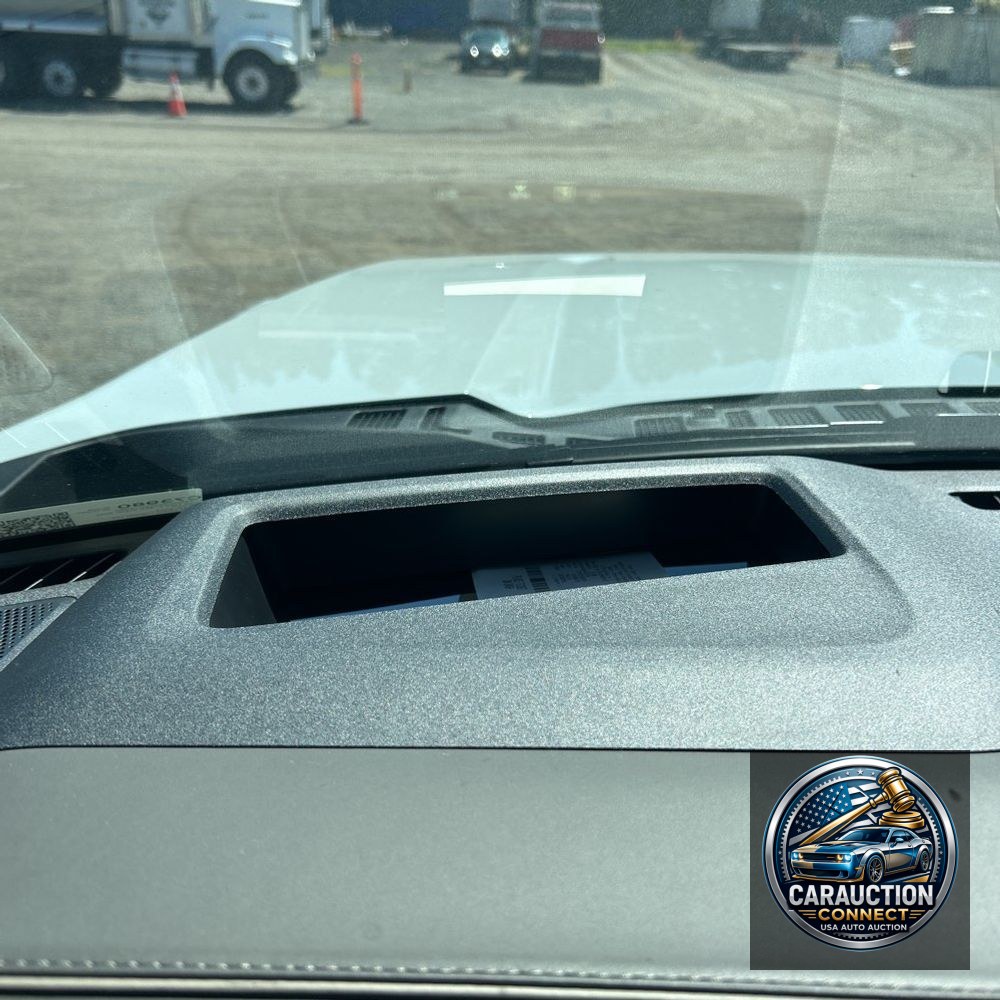 2025 Ford F-450 Super Duty Platinum