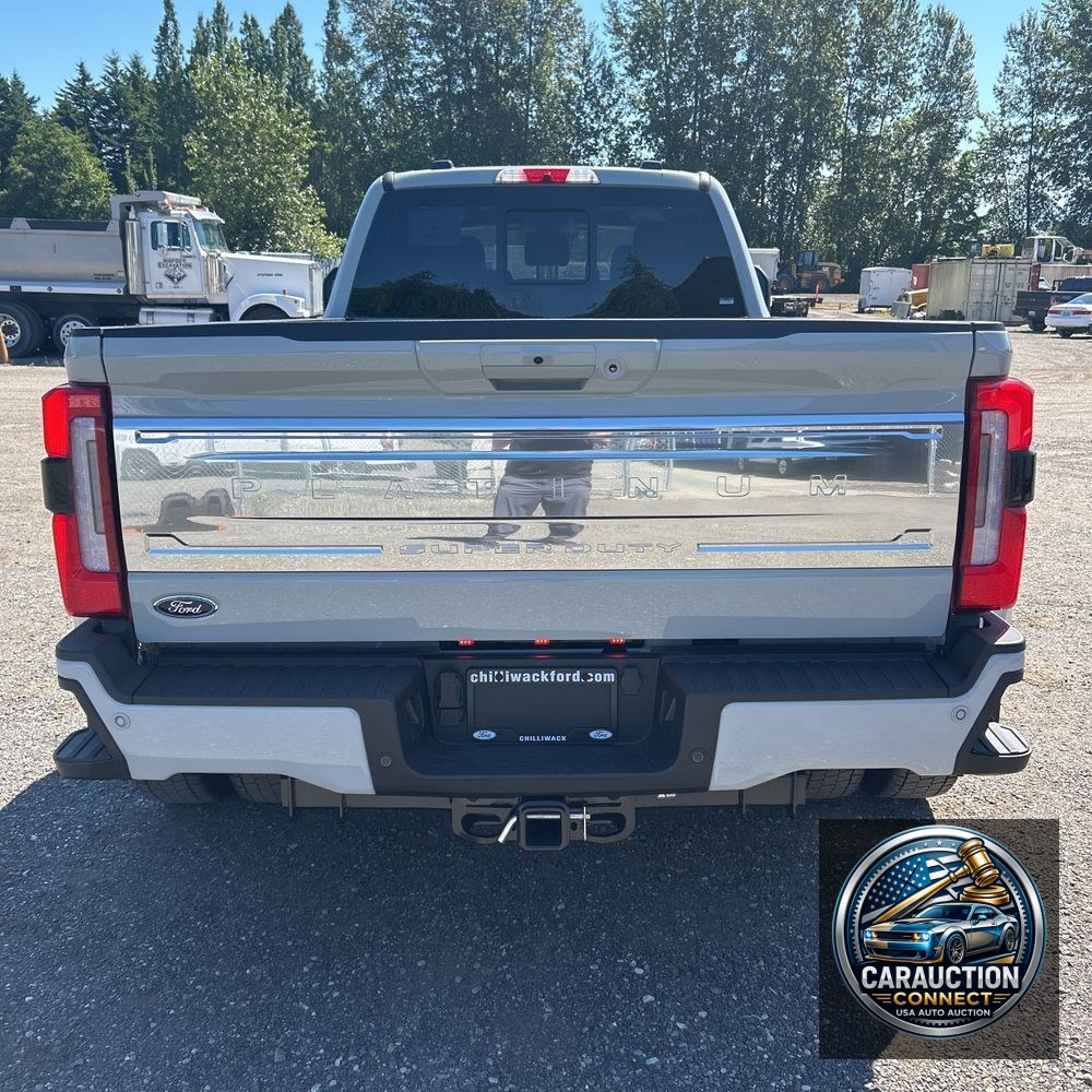 2025 Ford F-450 Super Duty Platinum