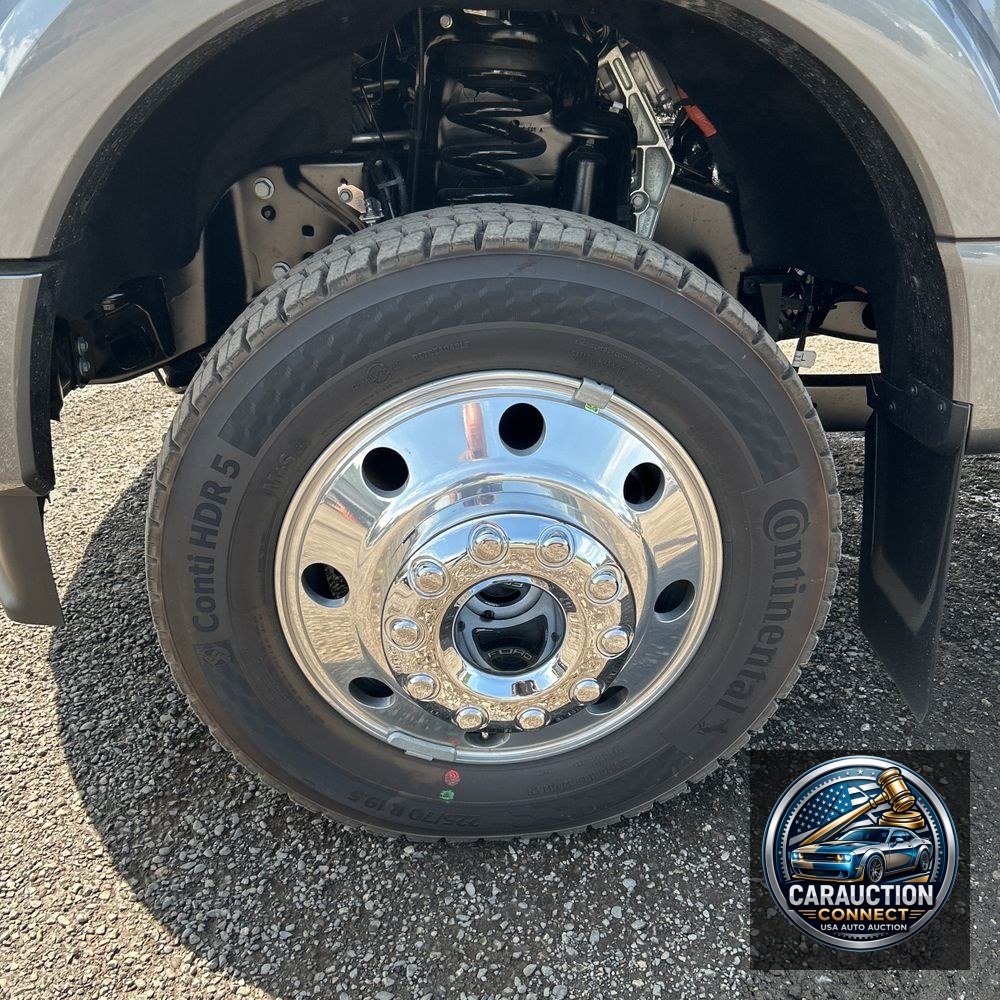 2025 Ford F450 S/D Platinum