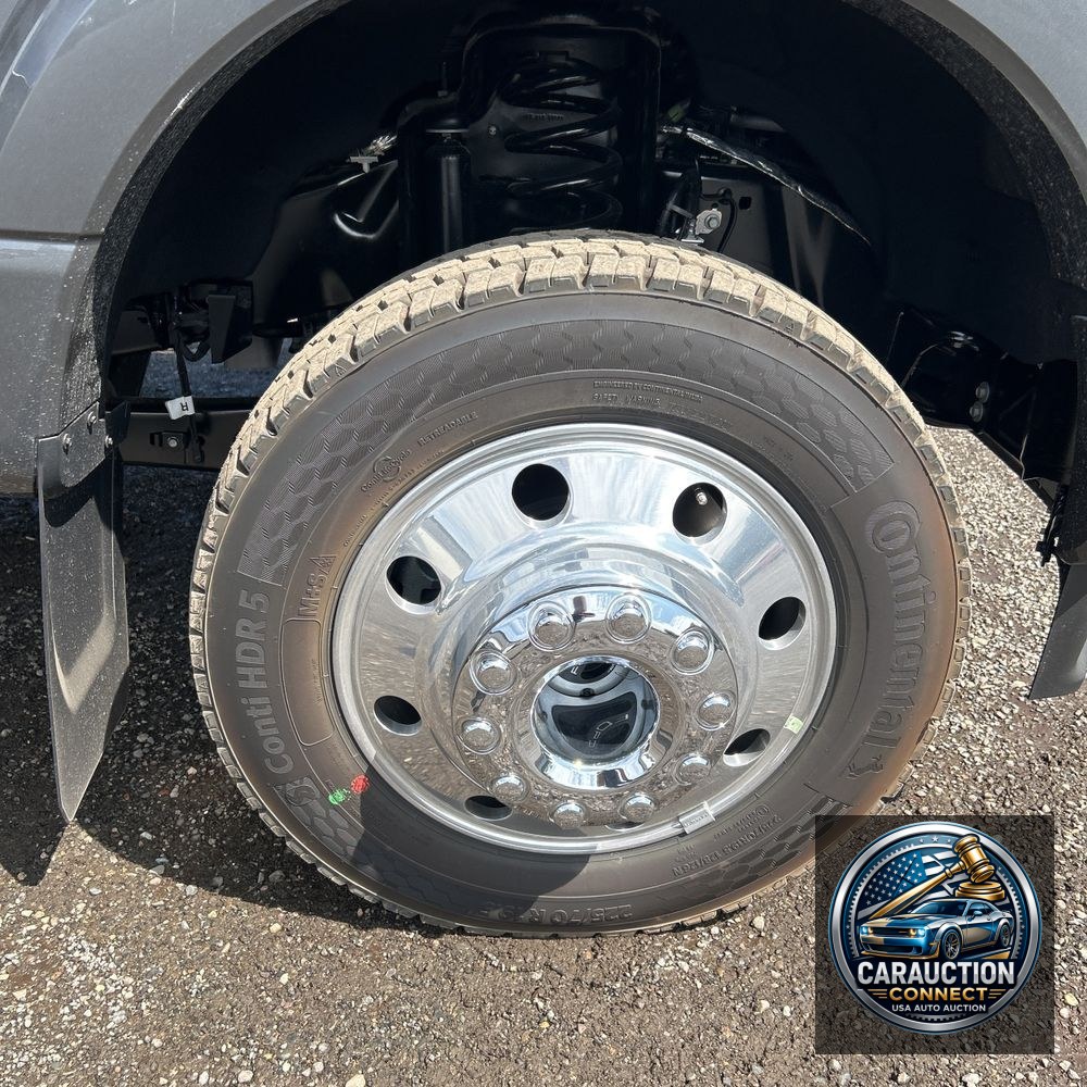 2025 Ford F450 S/D Platinum