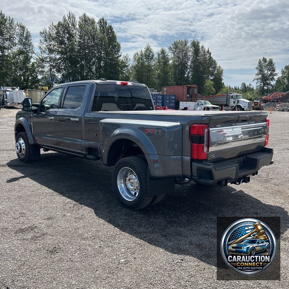 2025 Ford F450 S/D Platinum
