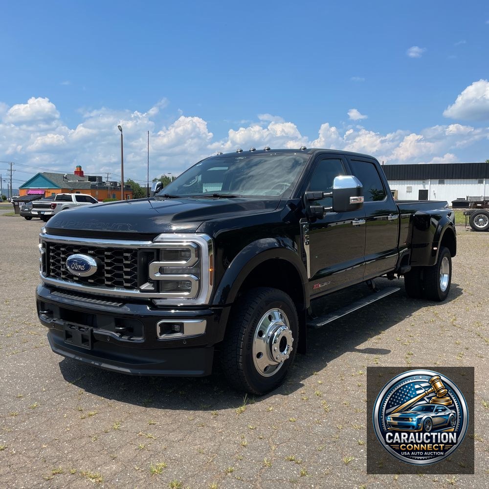 2025 Ford F-450 Super Duty Platinum