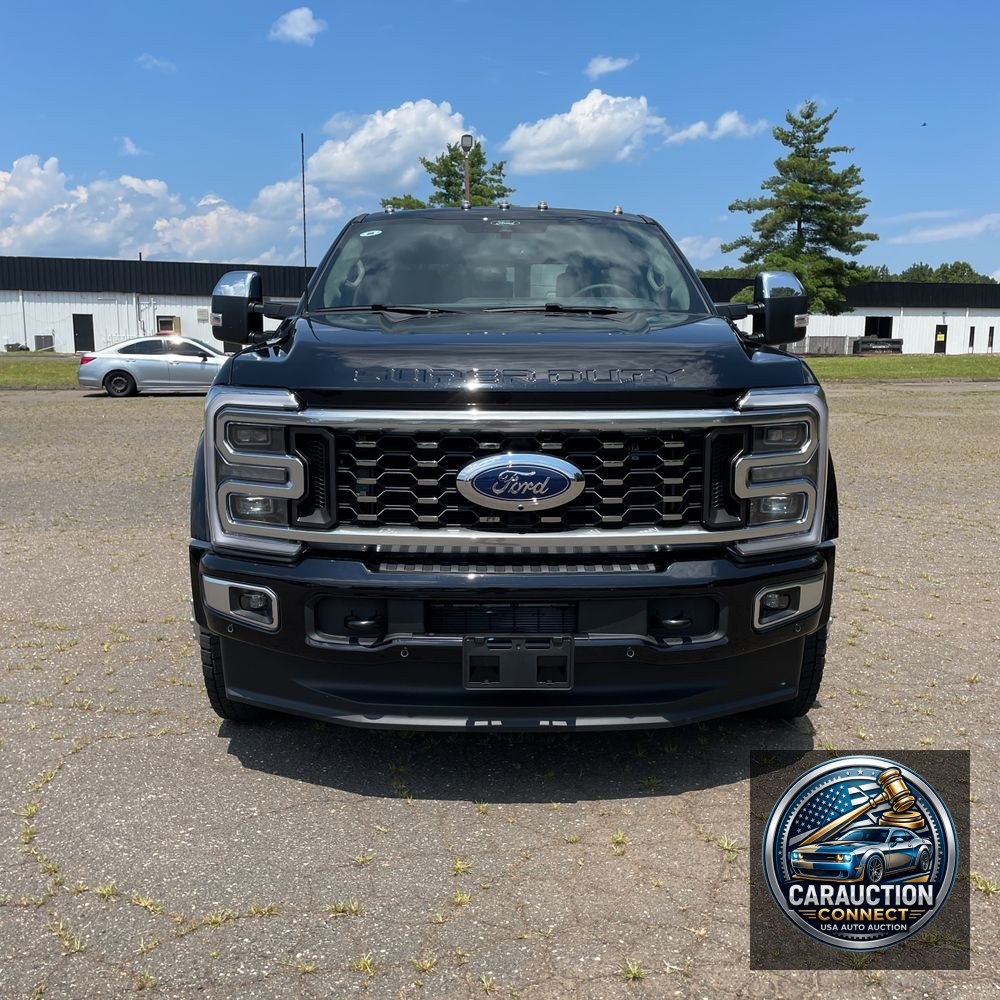 2025 Ford F-450 Super Duty Platinum