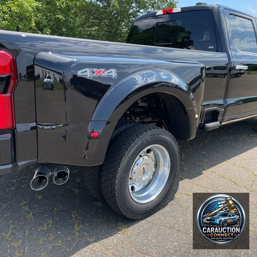 2025 Ford F-450 Super Duty Platinum