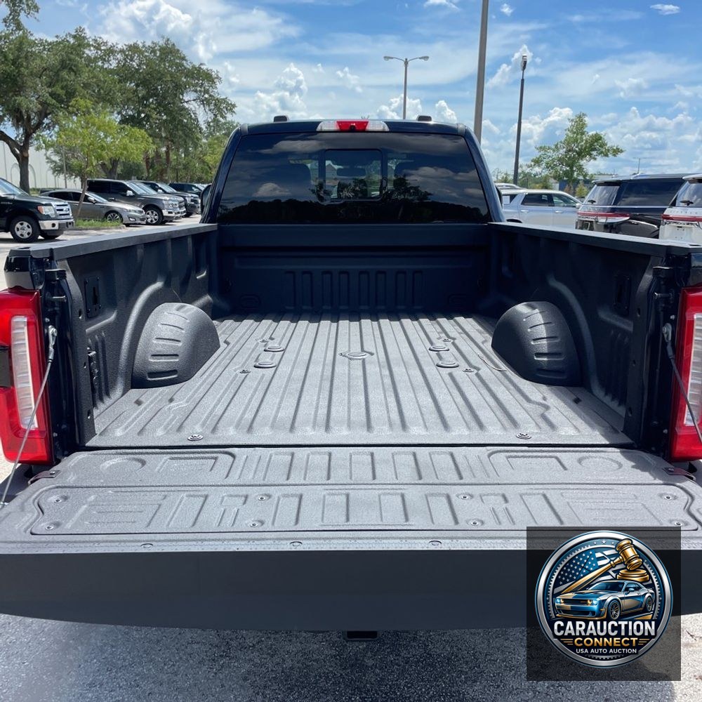 2023 Ford F-450 Super Duty Lariat