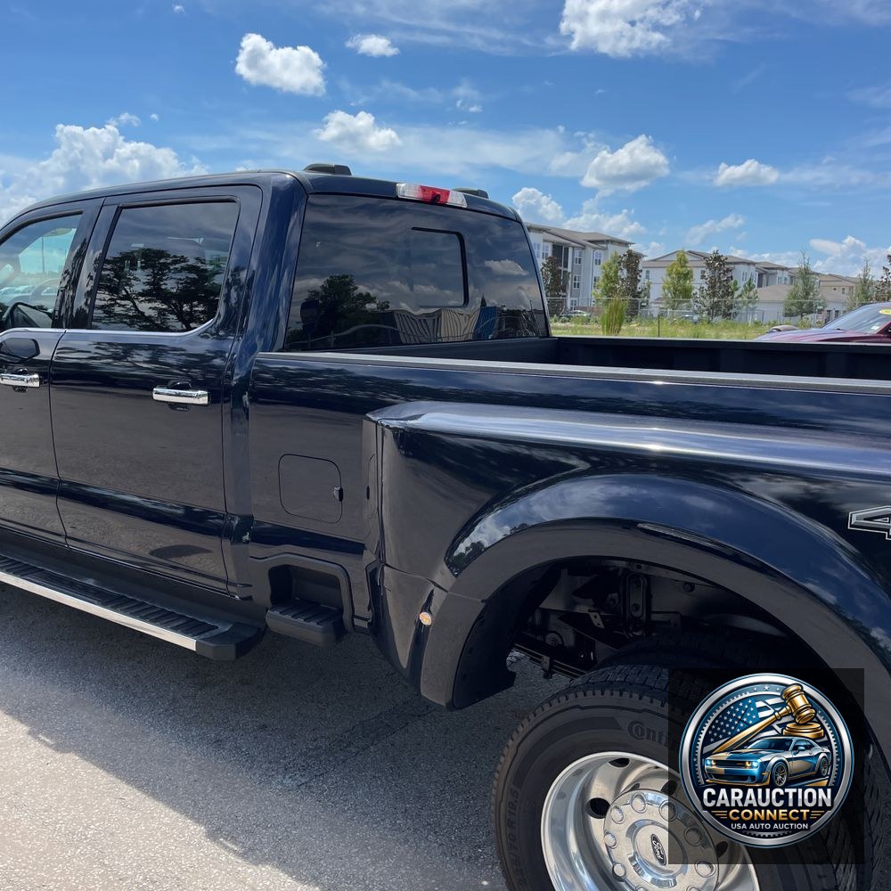 2023 Ford F-450 Super Duty Lariat