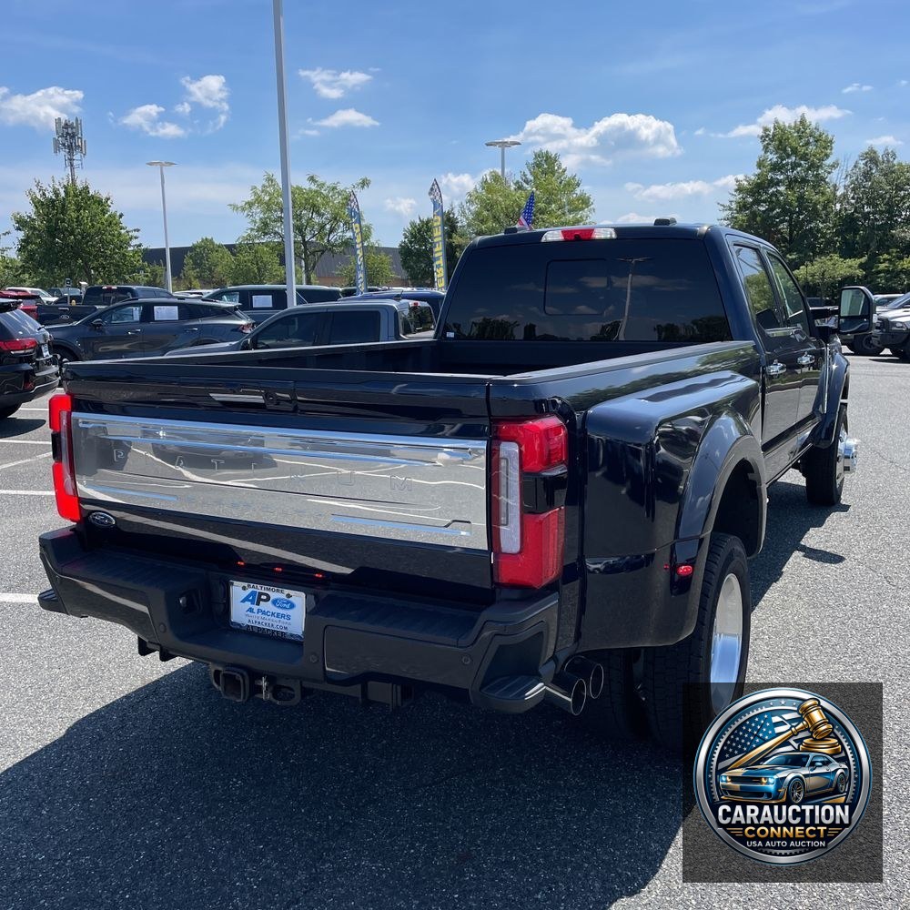 2024 Ford F-450 Super Duty Platinum