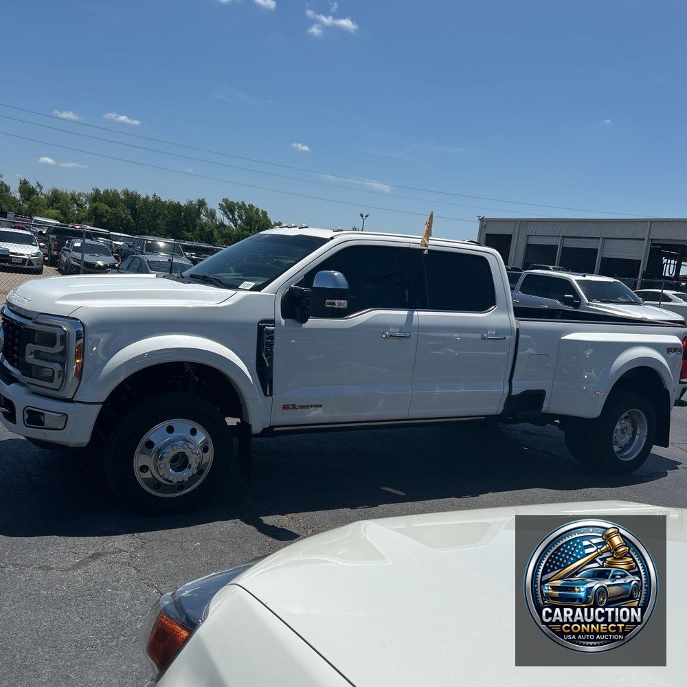 2023 Ford F-450 Super Duty Platinum