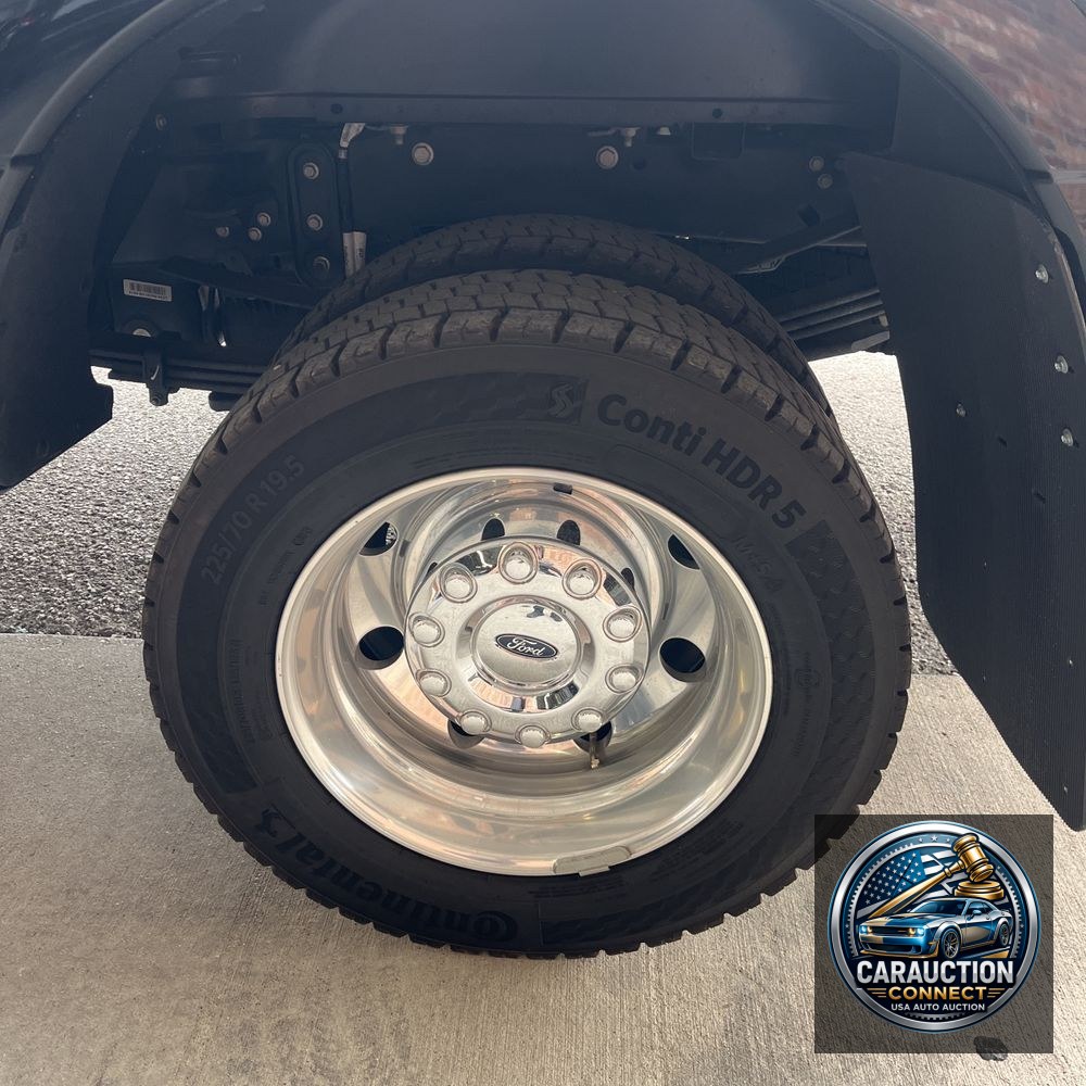 2024 Ford F-450 Super Duty Limited