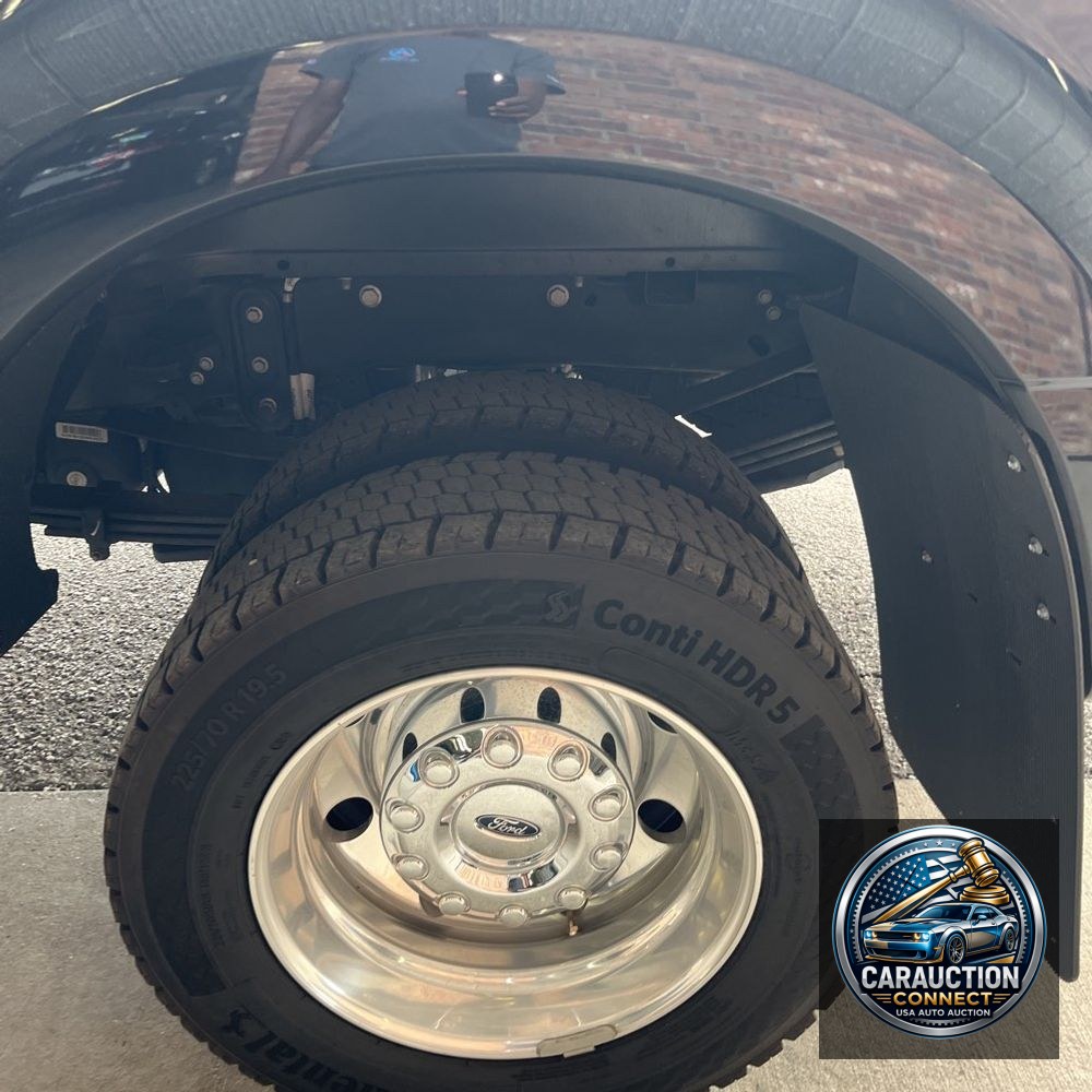 2024 Ford F-450 Super Duty Limited