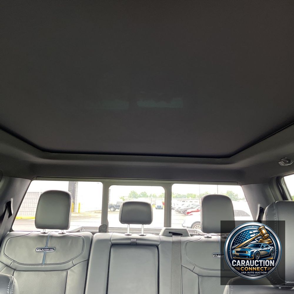 2025 Ford F-450 Super Duty Platinum
