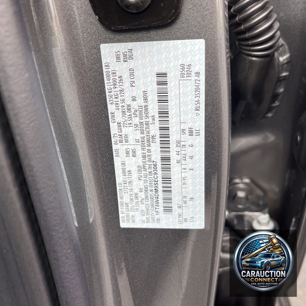 2025 Ford F-450 Super Duty Platinum