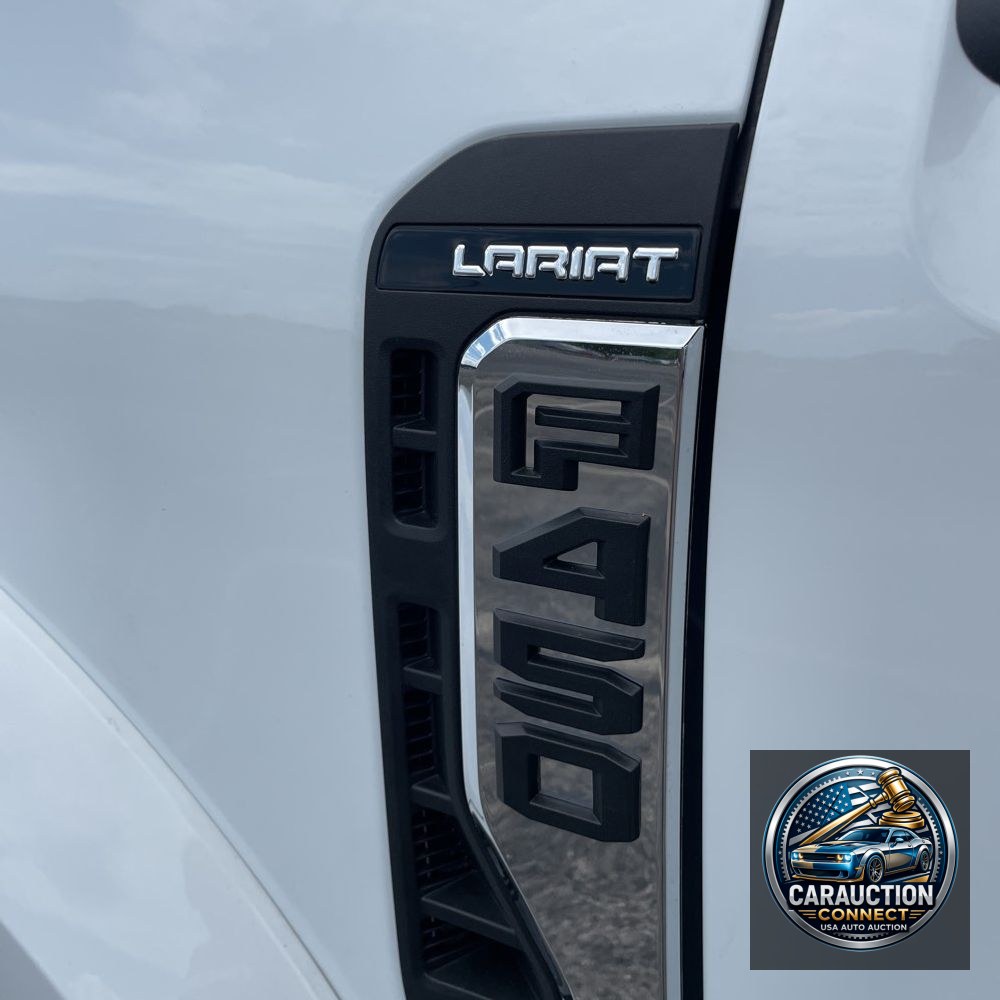 2025 Ford F-450 Super Duty Lariat