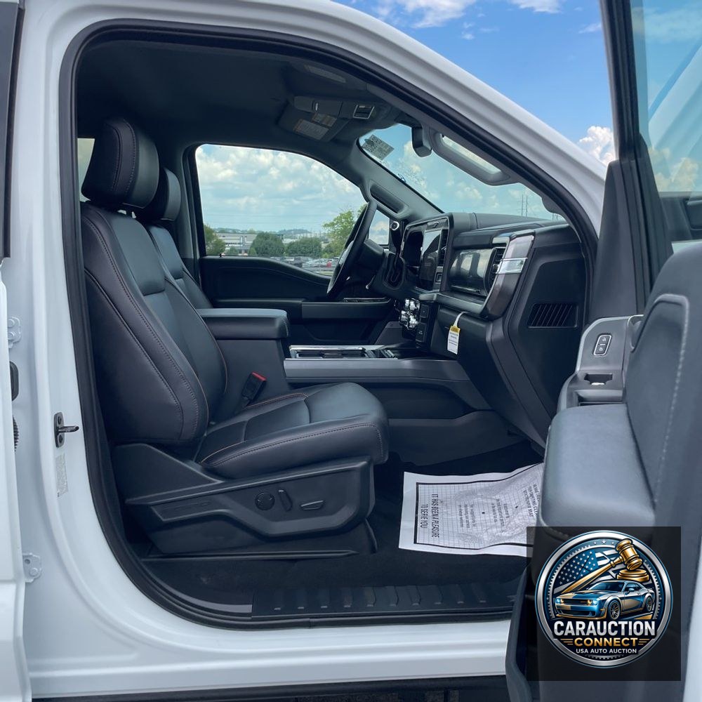 2025 Ford F-450 Super Duty Lariat