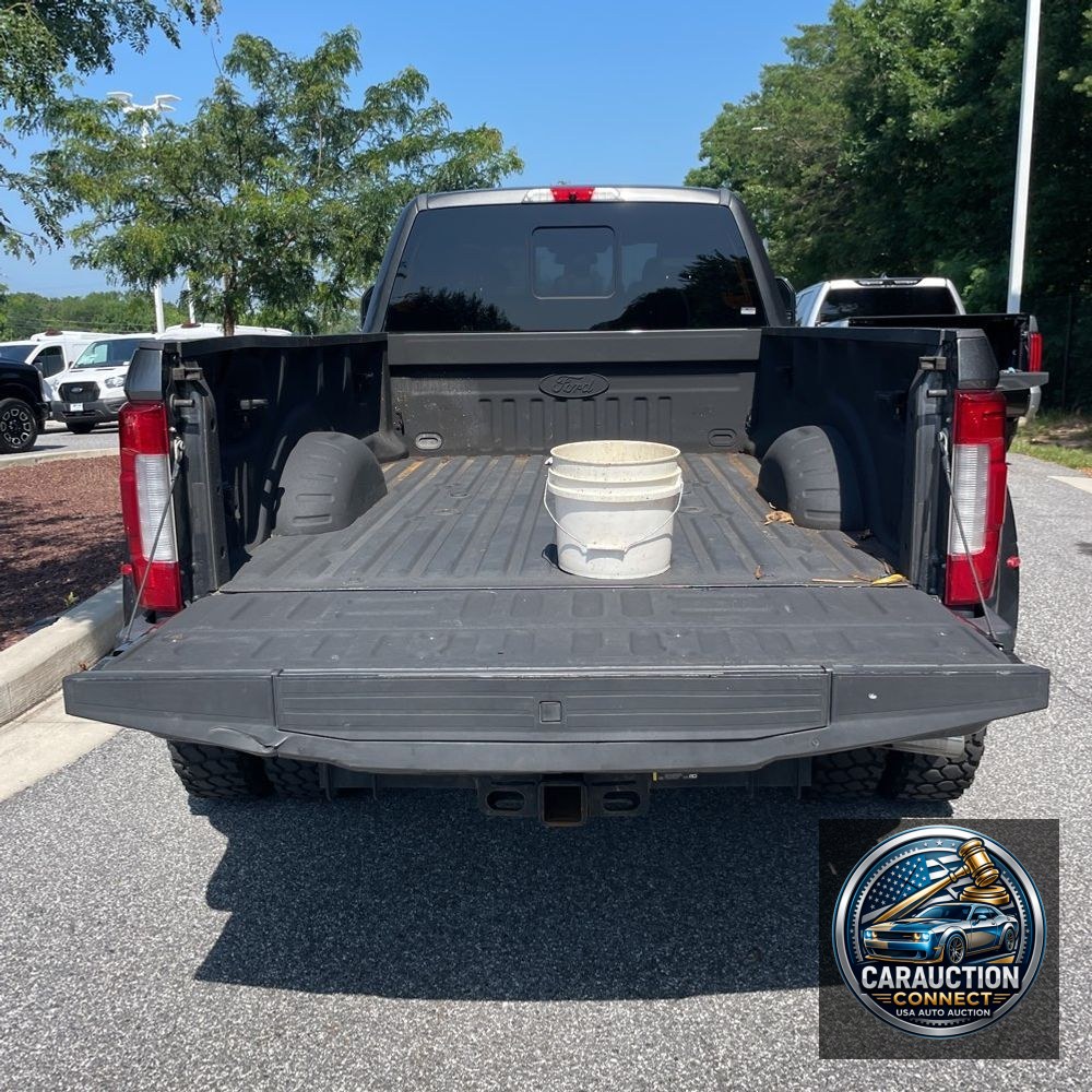 2017 Ford F-450 Super Duty Platinum