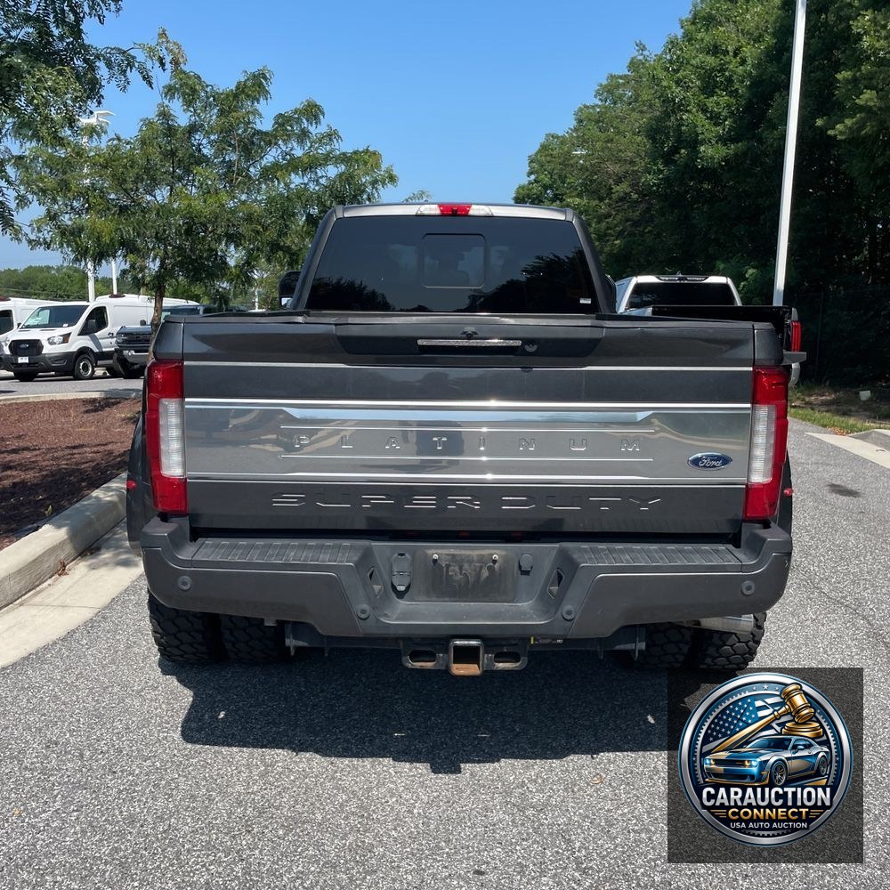 2017 Ford F-450 Super Duty Platinum