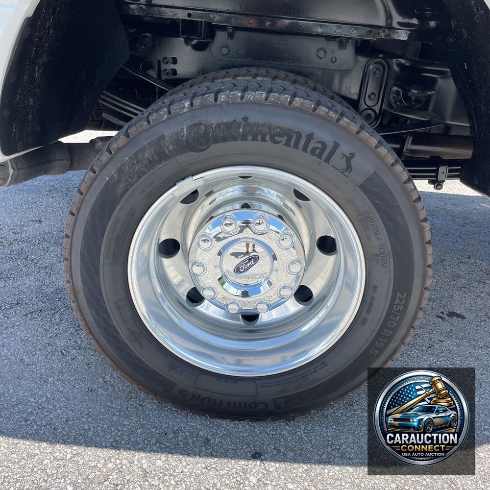 2022 Ford F-450 Super Duty Limited