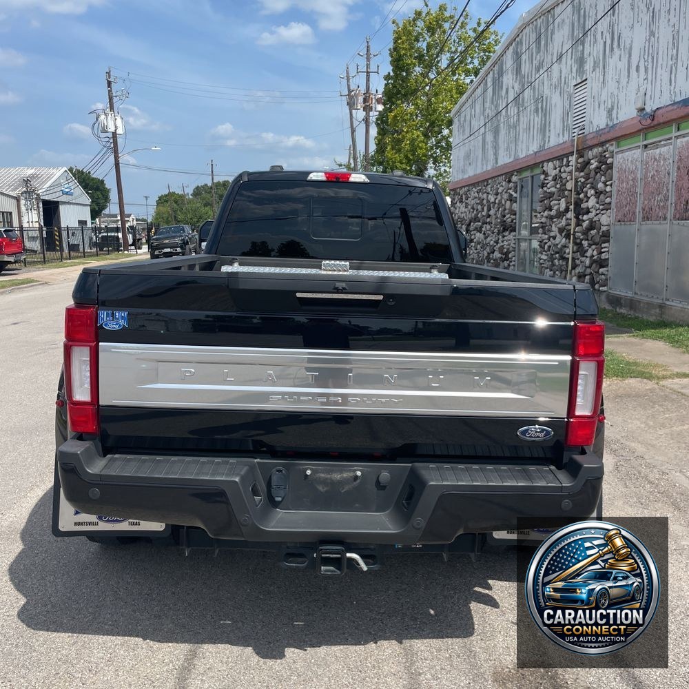 2022 Ford F-450 Super Duty Platinum